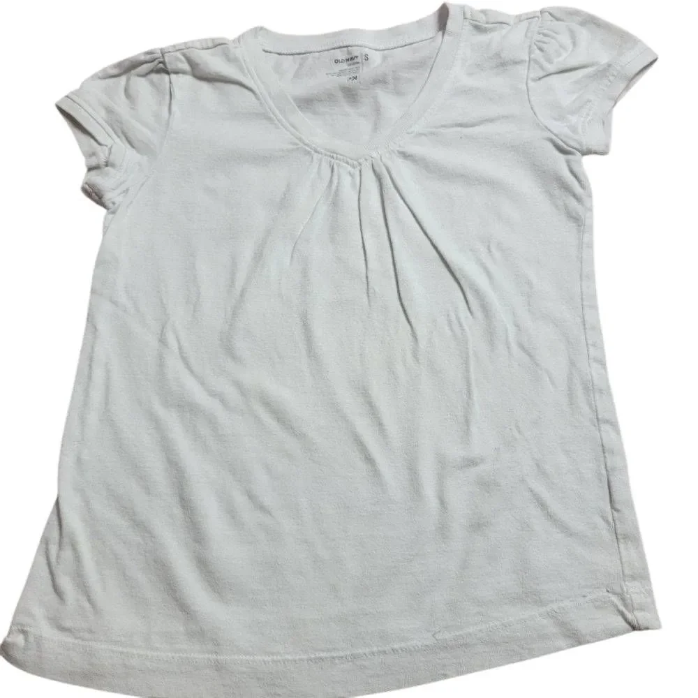 Old Navy vneck shirt S